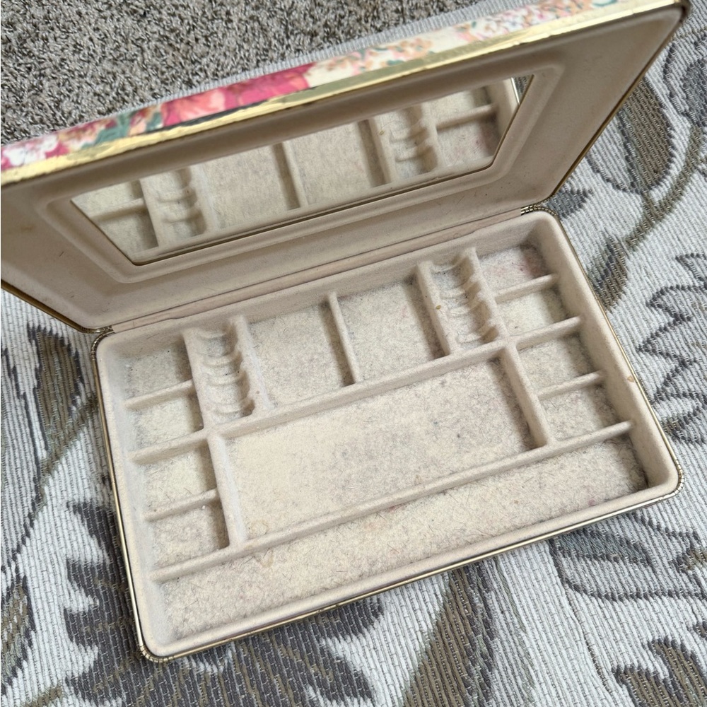 Vintage Jewelry Box Travel Hard Sided Hard Shell Pink Floral Fabric Case - Picture 5 of 8